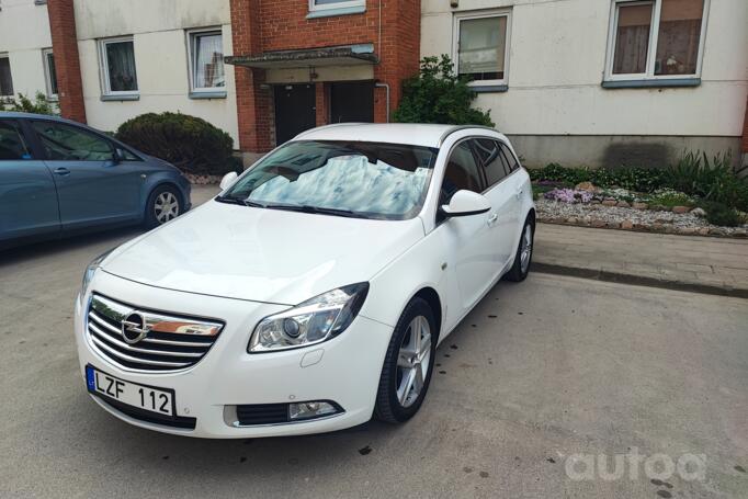 Opel Insignia A Sports Tourer wagon 5-doors