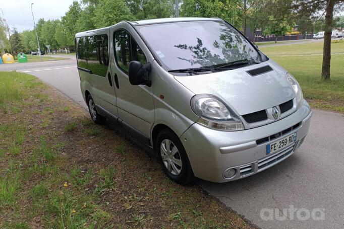 Renault Trafic 2 generation Minivan