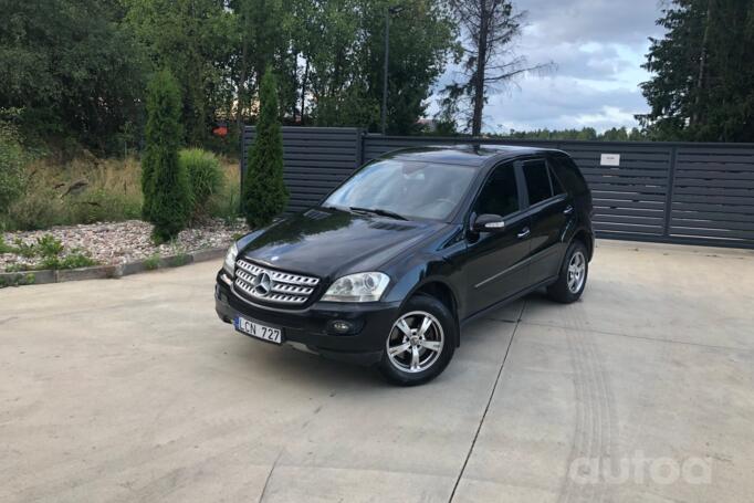Mercedes-Benz M-Class W164 Crossover 5-doors