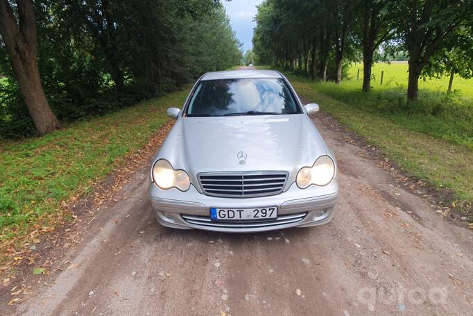 Mercedes-Benz C-Class W203/S203/CL203 Sedan 4-doors