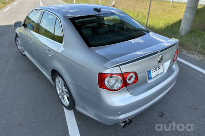 Volkswagen Jetta 5 generation Sedan 4-doors