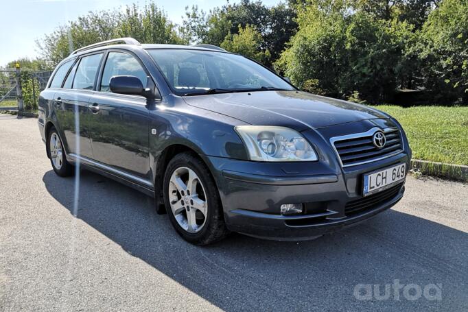 Toyota Avensis 2 generation wagon