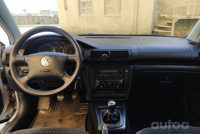 Volkswagen Passat B5.5 [restyling] Sedan