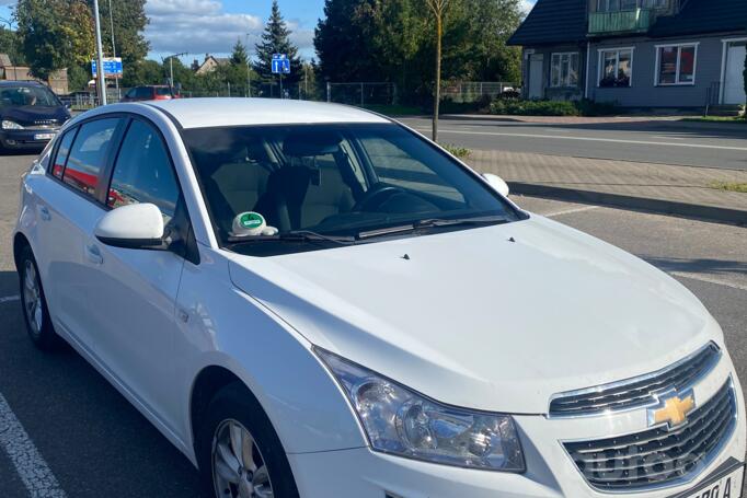 Chevrolet Cruze J300 [restyling] Hatchback 5-doors