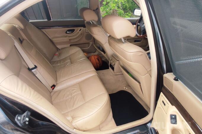 BMW 7 Series E38 Sedan
