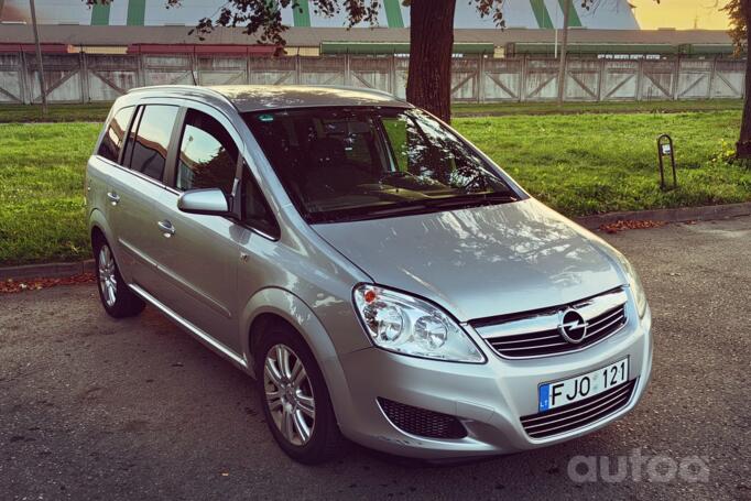 Opel Zafira B Minivan 5-doors