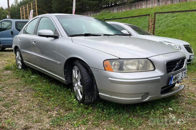 Volvo S60 1 generation [restyling] Sedan