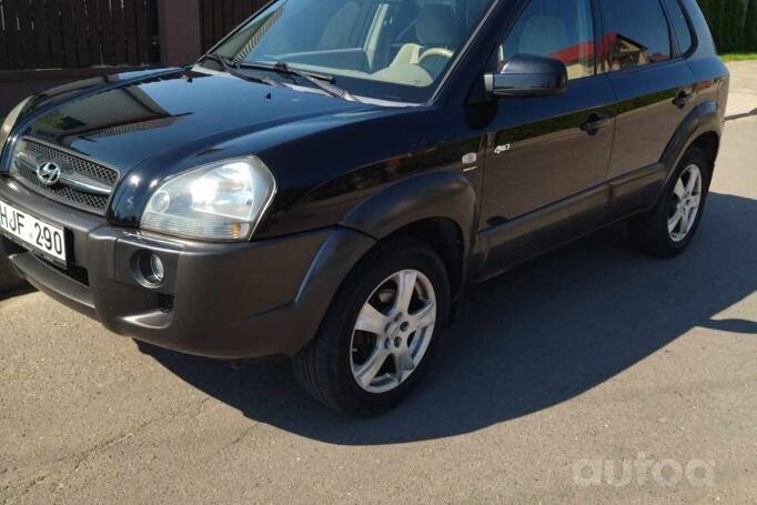 Hyundai Tucson 1 generation Crossover
