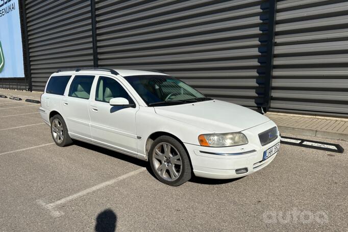 Volvo V70 2 generation [restyling] wagon 5-doors