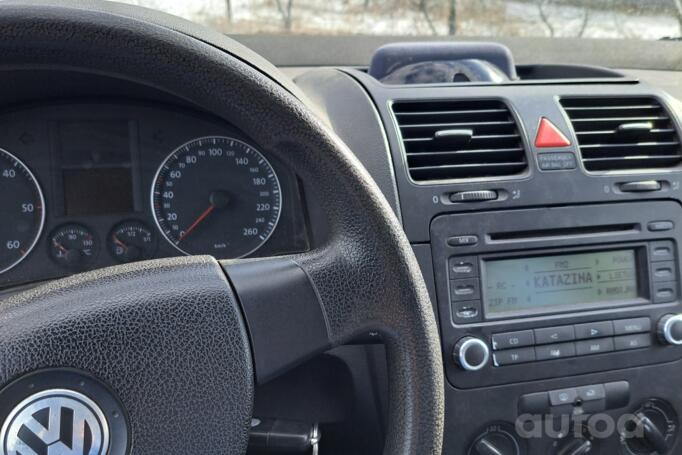 Volkswagen Golf 5 generation Hatchback 5-doors
