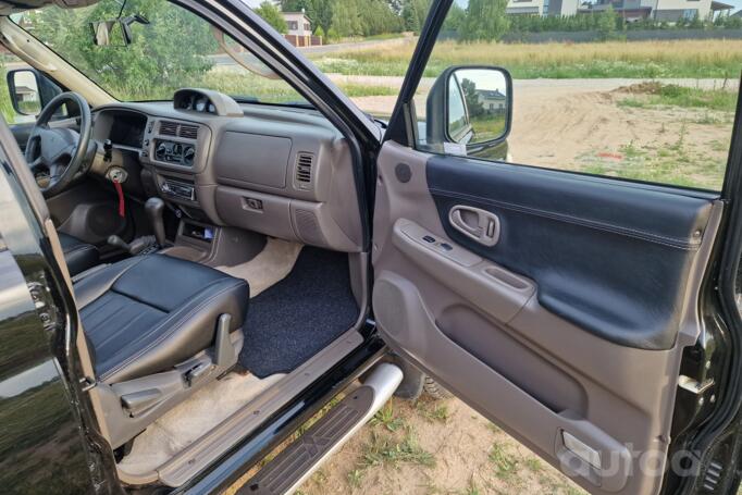Mitsubishi Pajero Sport 1 generation SUV