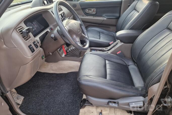 Mitsubishi Pajero Sport 1 generation SUV