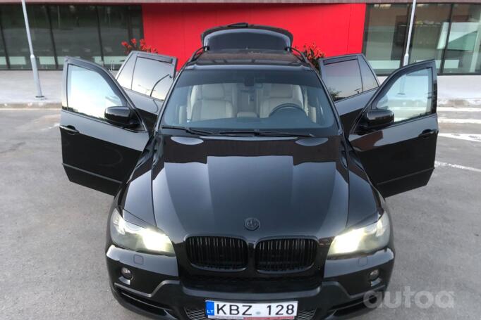 BMW X5 E70 Crossover