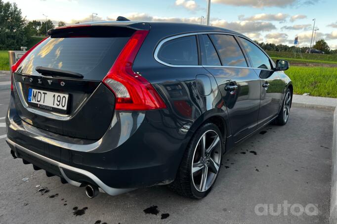Volvo V60 1 generation wagon