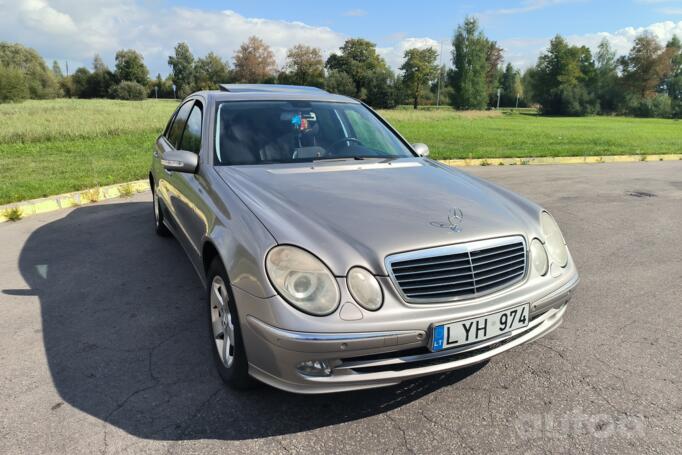 Mercedes-Benz E-Class W211 Sedan