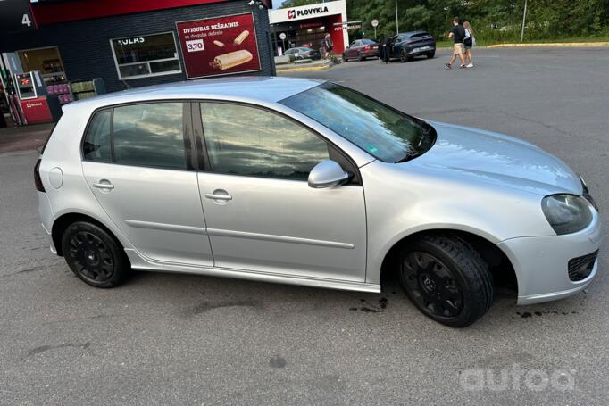 Volkswagen Golf 5 generation Hatchback 5-doors