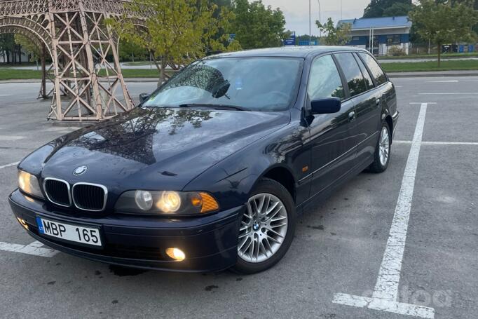 BMW 5 Series E39 Touring wagon