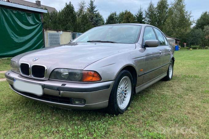 BMW 5 Series E39 Sedan 4-doors