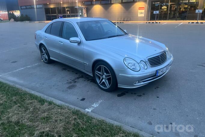 Mercedes-Benz E-Class W211/S211 Sedan 4-doors