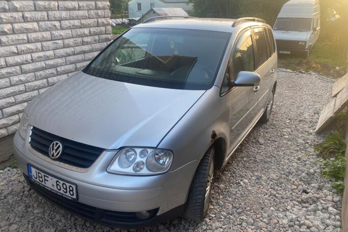 Volkswagen Touran 1 generation Minivan