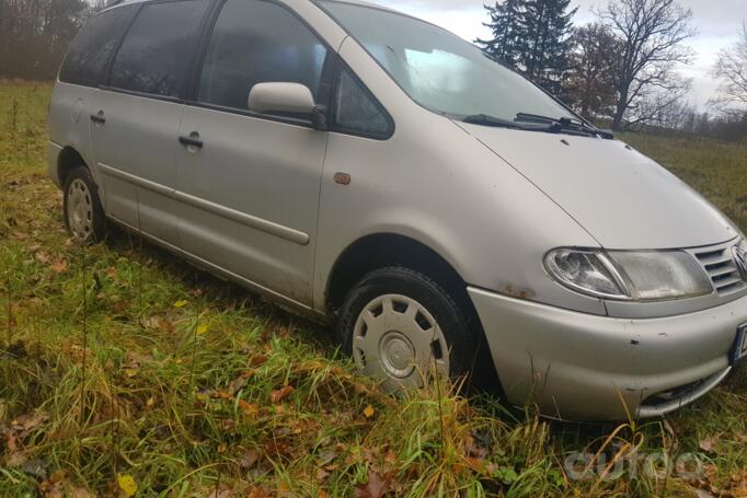 Volkswagen Sharan 1 generation Minivan 5-doors