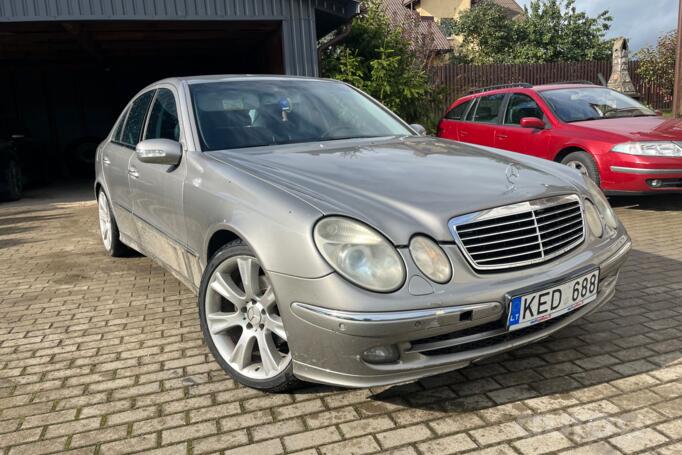 Mercedes-Benz E-Class W211 Sedan