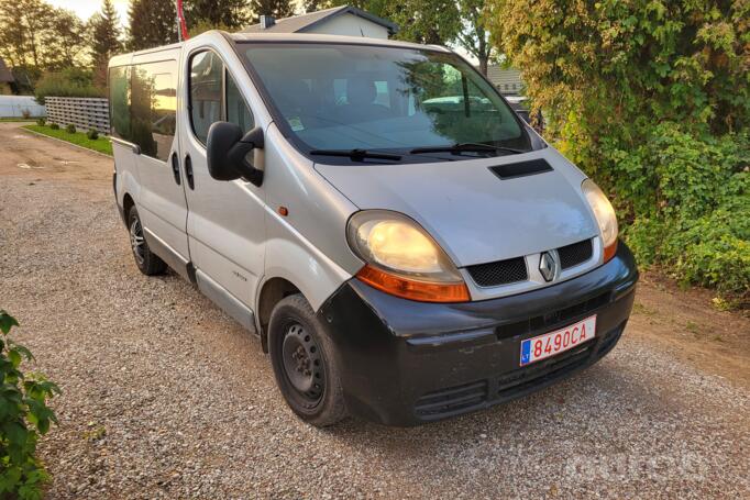 Renault Trafic 2 generation Minivan