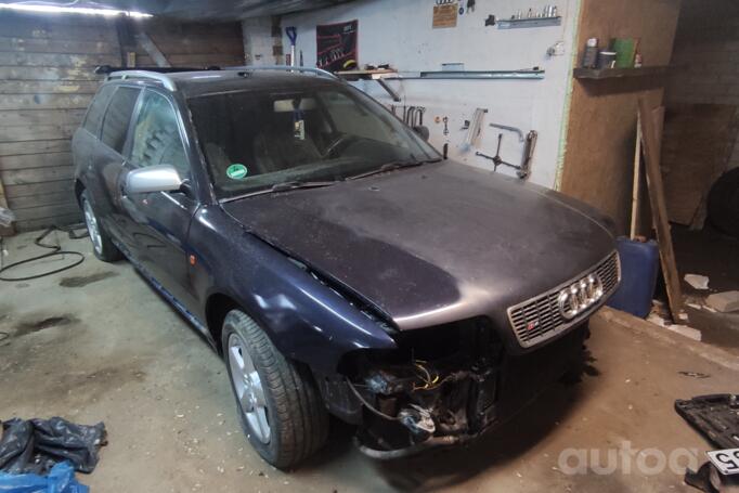 Audi A4 B5 Avant wagon 5-doors