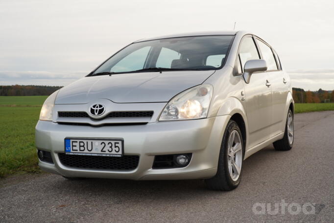 Toyota Corolla Verso 1 generation [restyling] Minivan