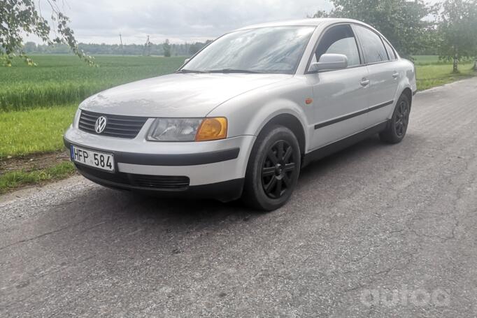 Volkswagen Passat B5 Sedan 4-doors