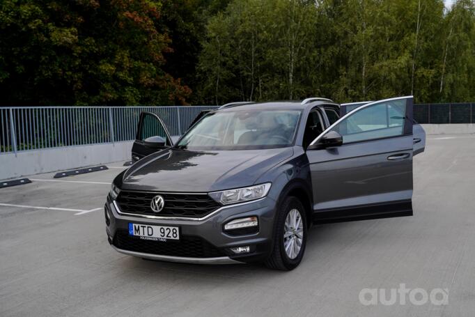 Volkswagen T-Roc 1 generation Crossover