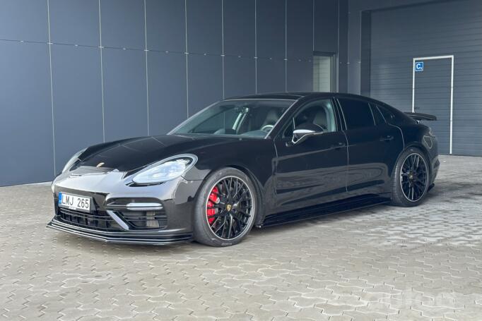 Porsche Panamera 971 Liftback
