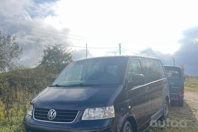 Volkswagen Transporter T5 Minivan 4-doors