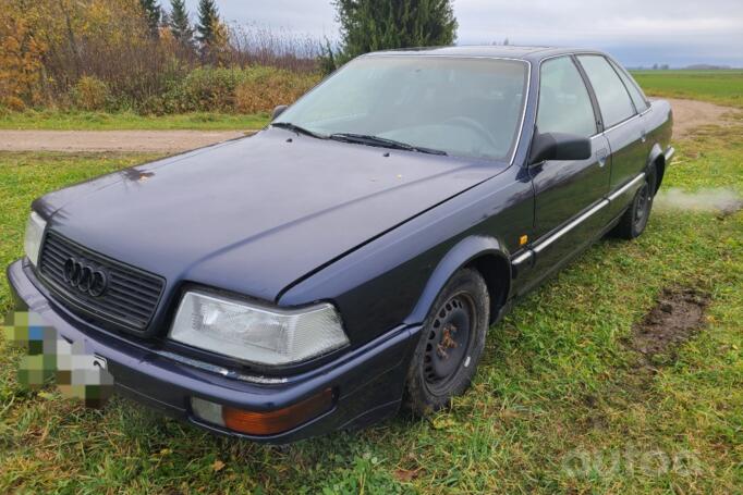 Audi V8 1 generation Sedan