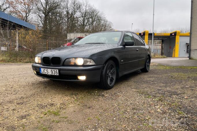 BMW 5 Series E39 Sedan 4-doors