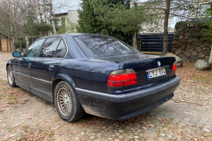 BMW 7 Series E38 Sedan