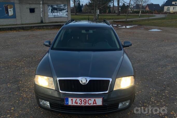 Skoda Octavia 2 generation Combi wagon 5-doors