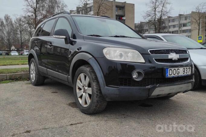 Chevrolet Captiva 1 generation Crossover