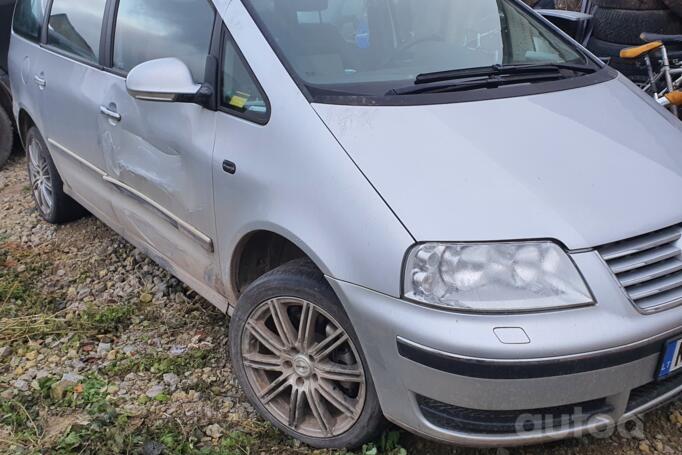 Volkswagen Sharan 1 generation [2th restyling] Minivan