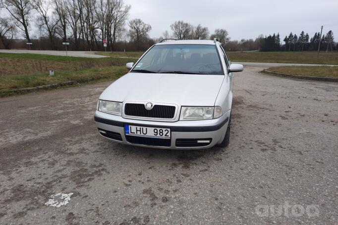 Skoda Octavia 1 generation [restyling] Combi wagon 5-doors