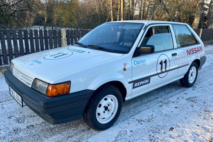 Nissan Sunny B12 Hatchback