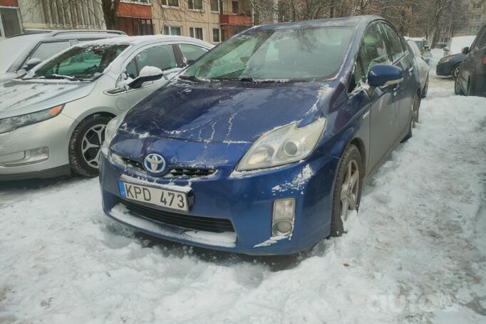 Toyota Prius 3 generation Hatchback 5-doors