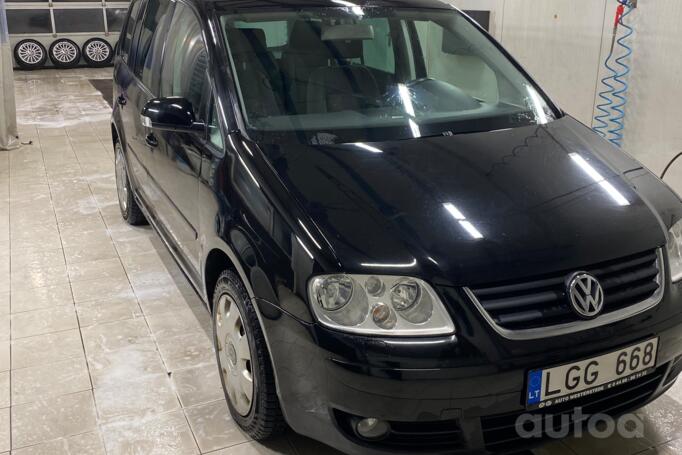 Volkswagen Touran 1 generation Minivan