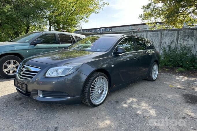 Opel Insignia A Sports Tourer OPC wagon 5-doors