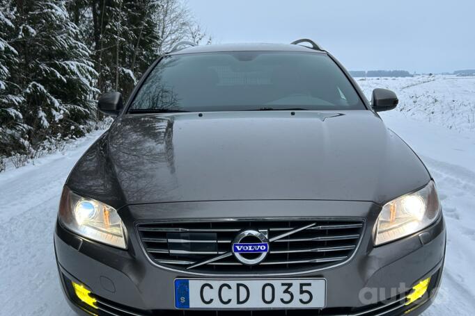Volvo V70 3 generation wagon