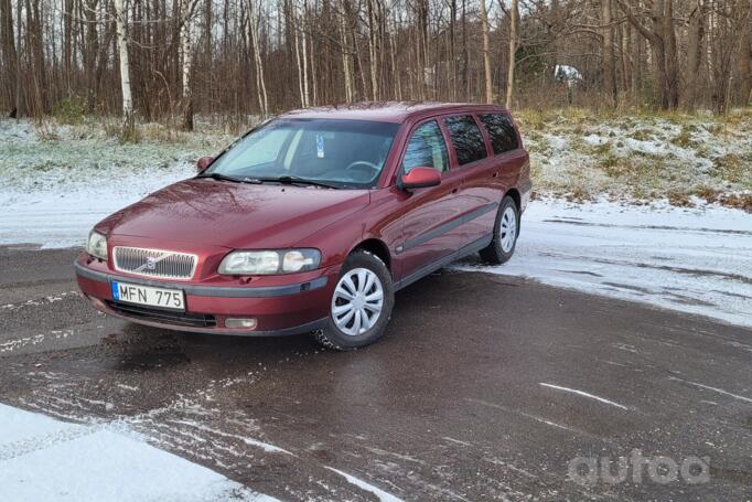 Volvo V70 2 generation wagon
