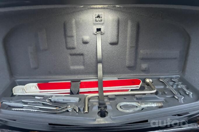 BMW 5 Series E39 Sedan 4-doors