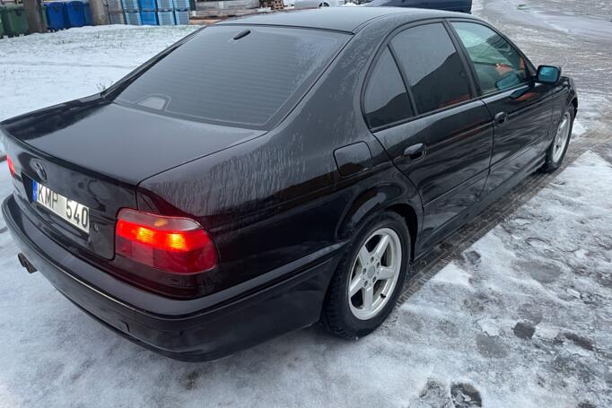 BMW 5 Series E39 Sedan 4-doors