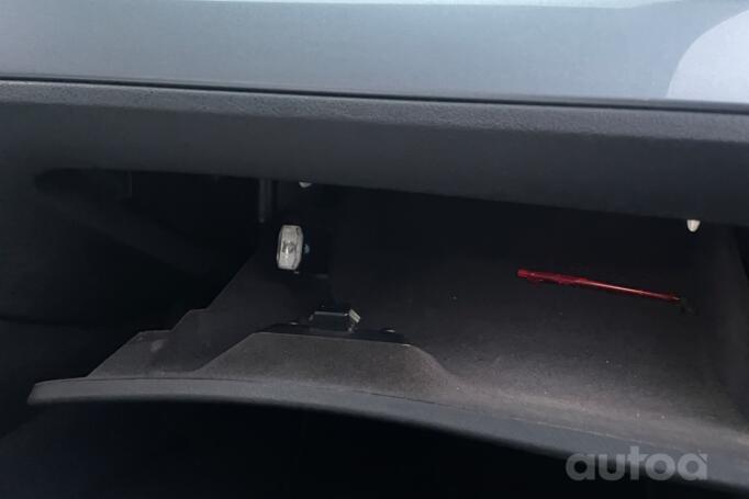 BMW 5 Series E39 Sedan 4-doors