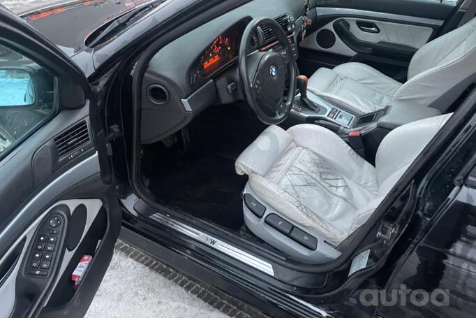 BMW 5 Series E39 Sedan 4-doors